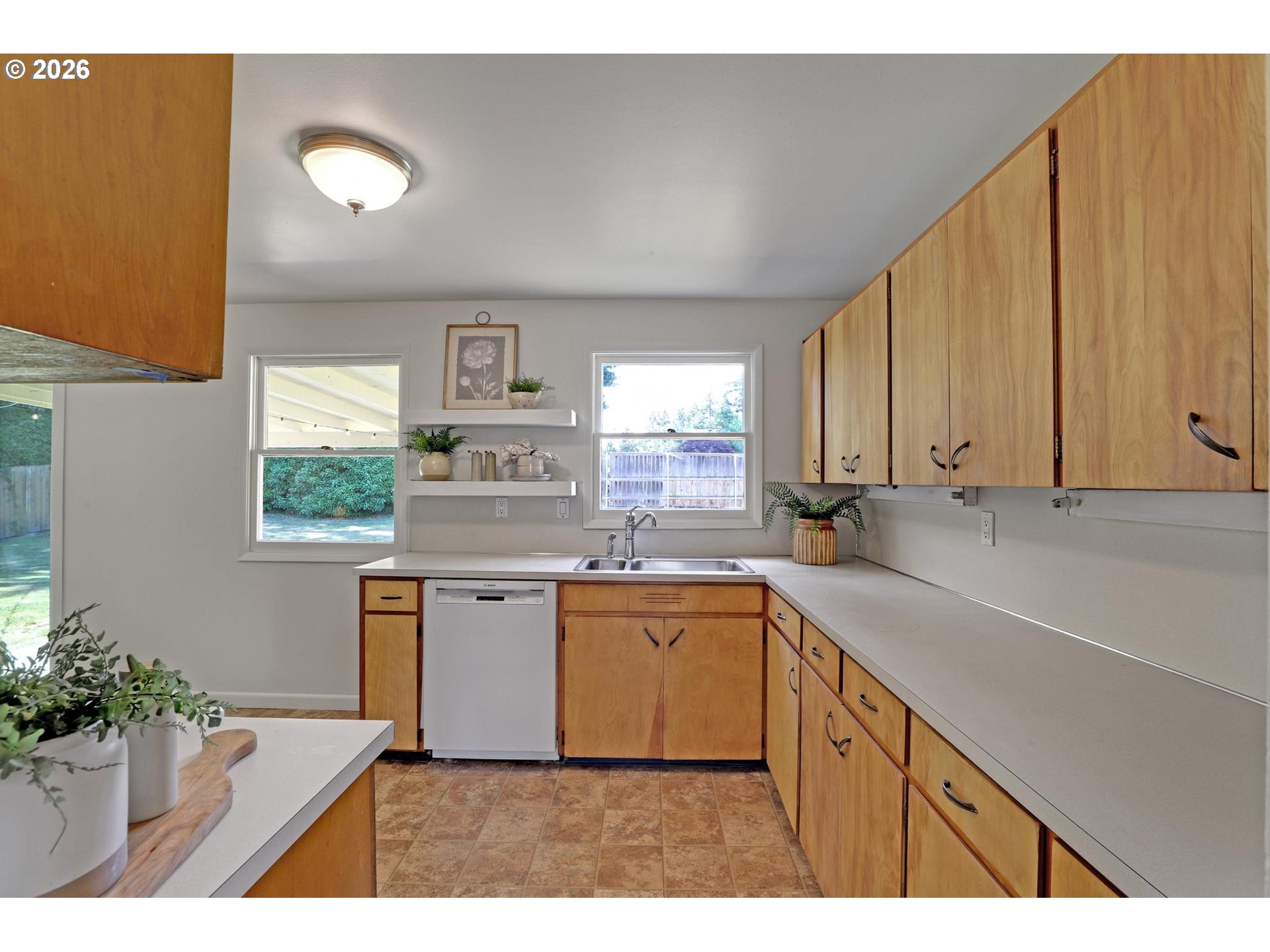 6755 Southwest Princess Avenue Beaverton, OR 97008 - Photo 14 of 28