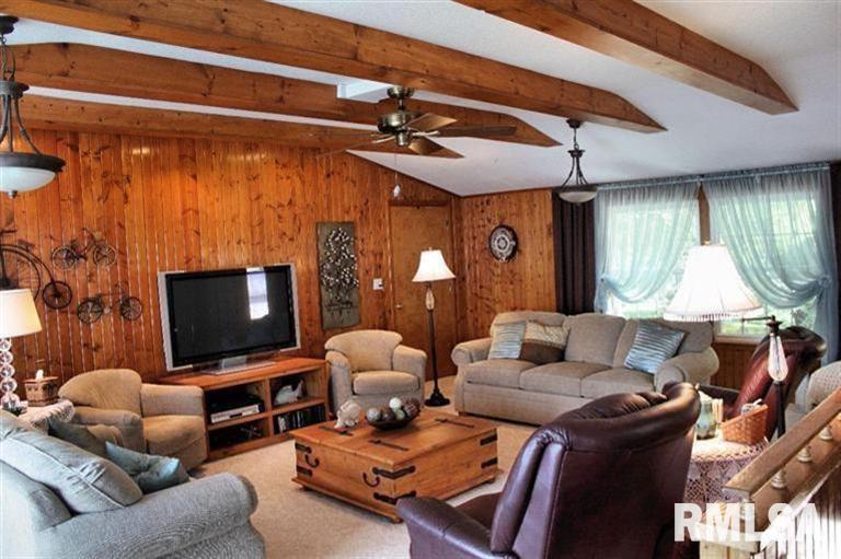 14629 Vans Road Fulton, IL 61252 - Photo 3 of 21