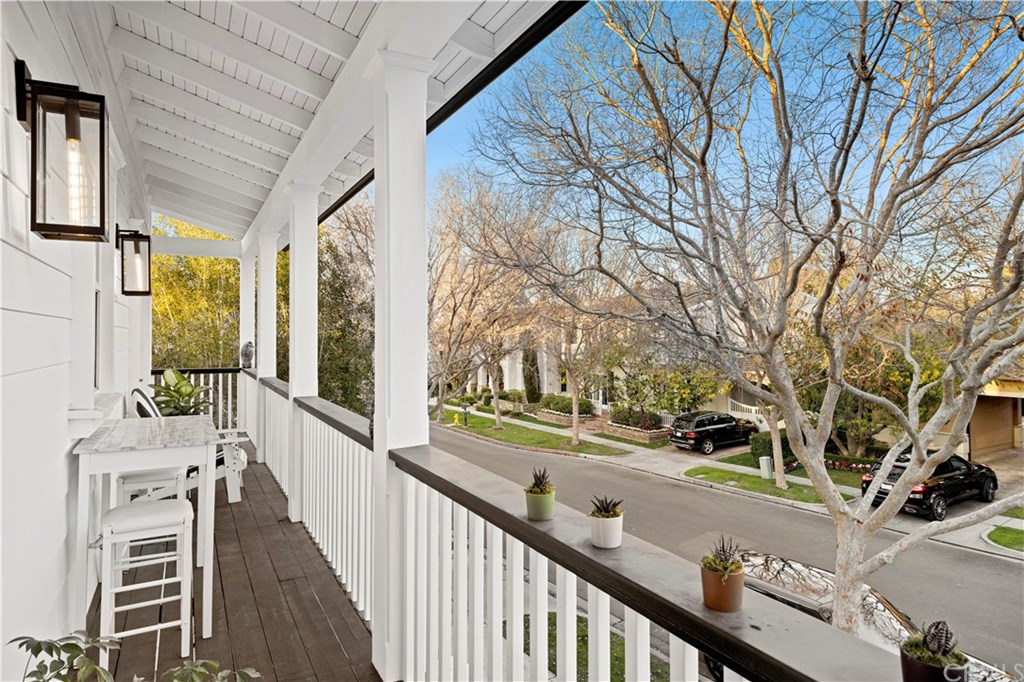 9 Seabluff Newport Beach, CA 92660 - Photo 15 of 39