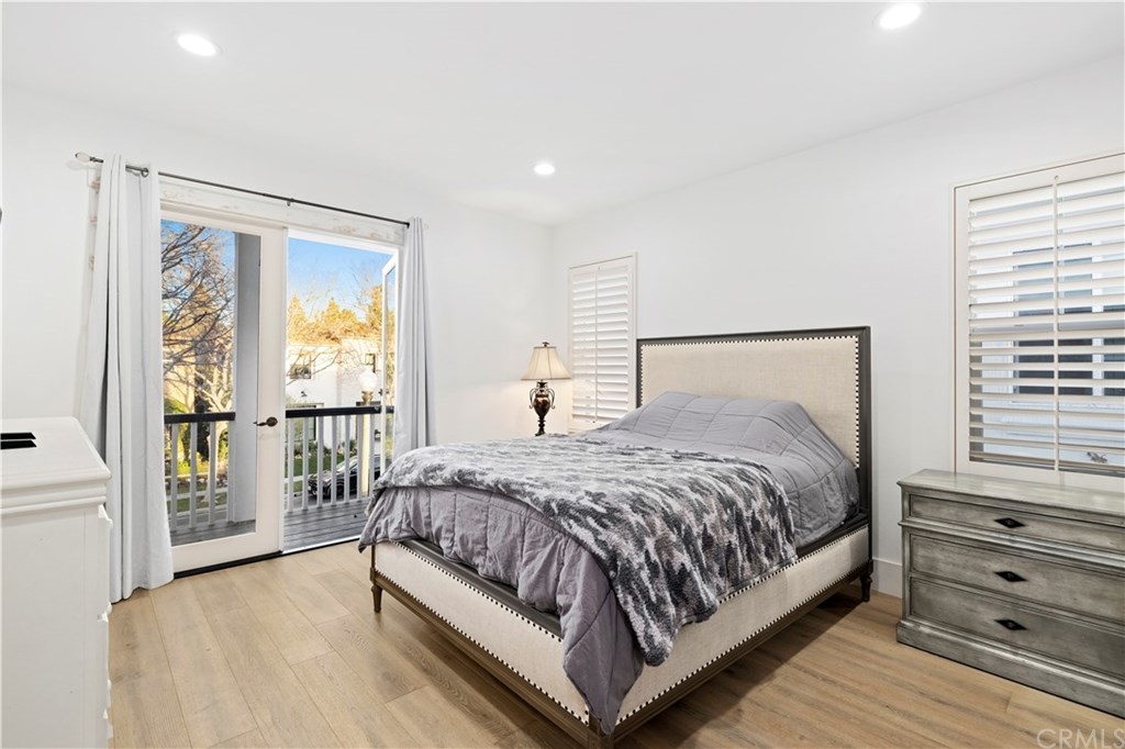 9 Seabluff Newport Beach, CA 92660 - Photo 21 of 39