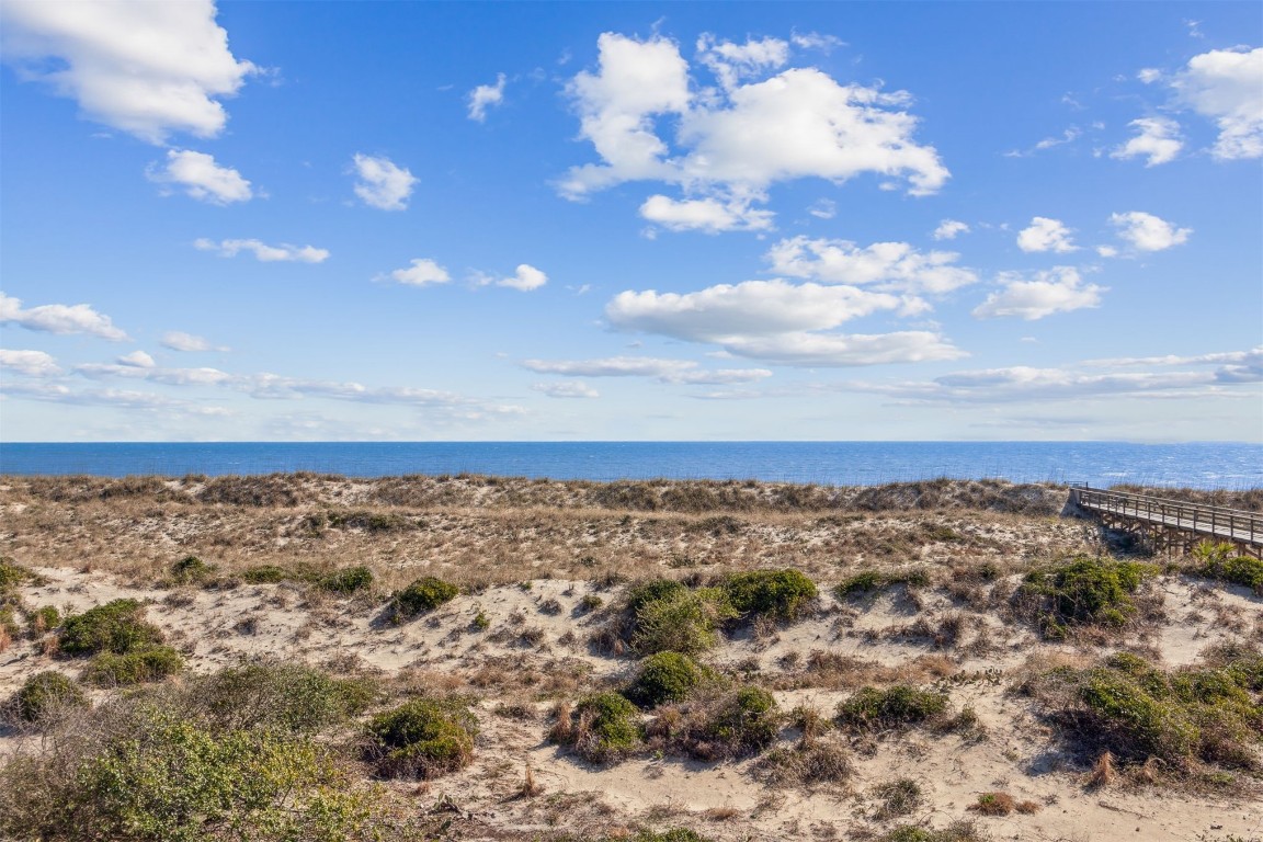 95078 Sandpiper Loop Fernandina Beach, FL 32034 - Photo 32 of 38 a view of a city
