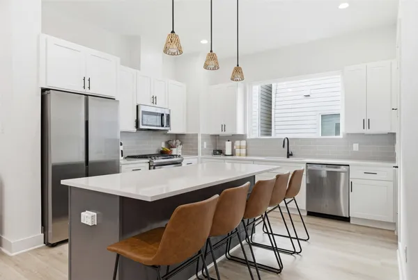 $3,000 | 8317 Brecha Lane, Houston, TX 77055