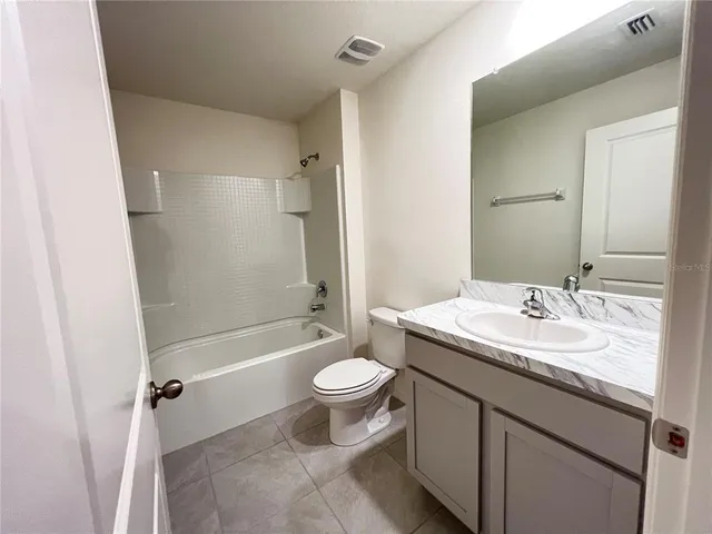 $1,899 | 586 West Twisted Oaks Drive, Beverly Hills, FL 34465