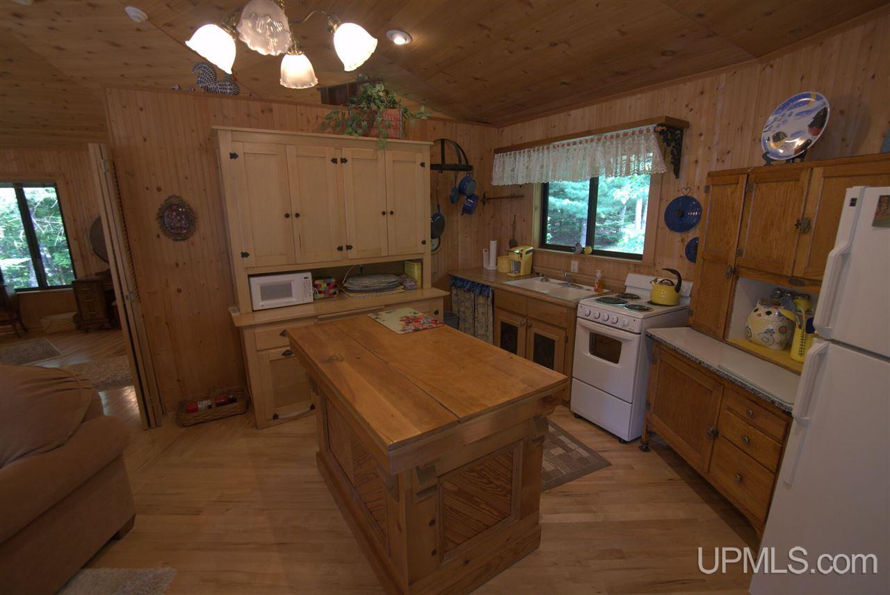 542 Red Road Michigamme, MI 49861 - Photo 11 of 20 Gallery Image 11