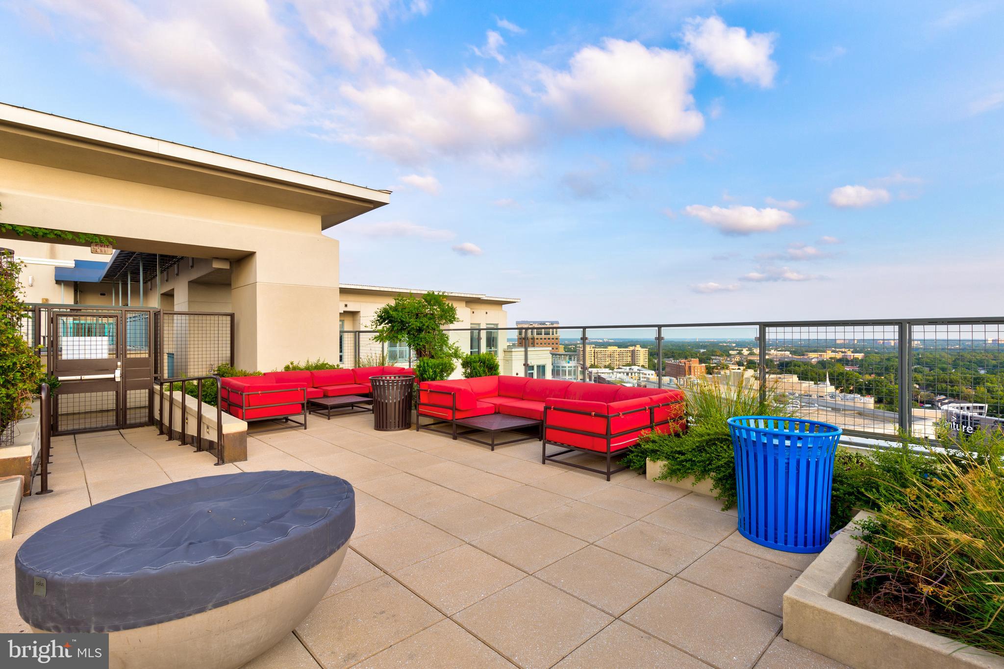 851 North Glebe Road, Unit 1020 Arlington, VA 22203 - Photo 48 of 52 Rooftop