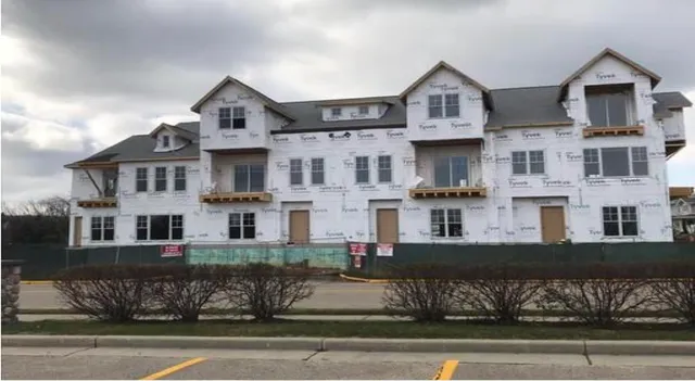 $1,589,000 | 204 Fontana Boulevard, Unit 2, Fontana, WI 53125