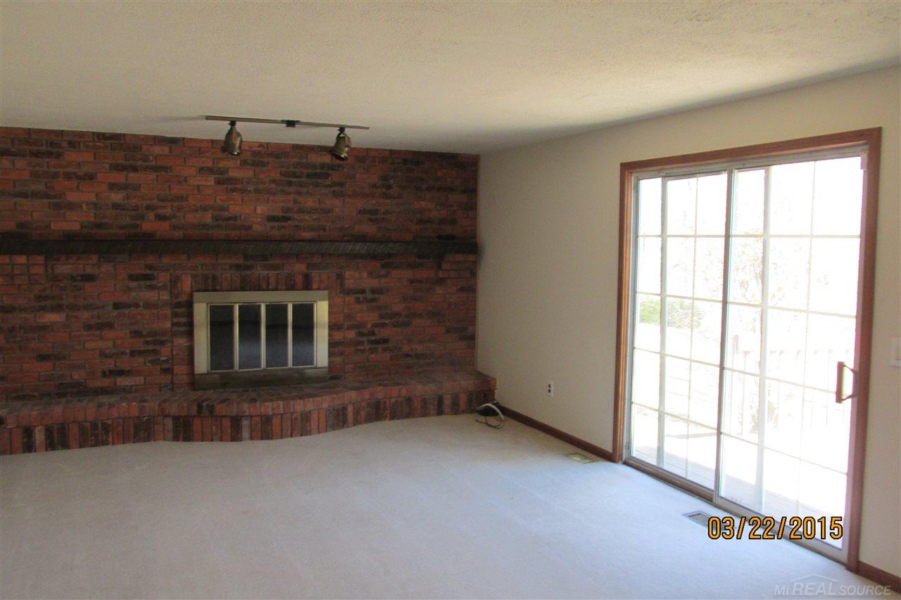 1356 East Fairview Lane Rochester Hills, MI 48306 - Photo 3 of 13