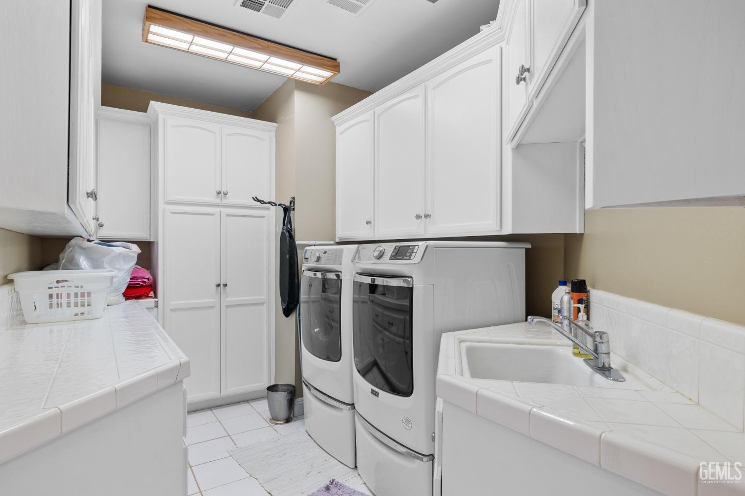 Undisclosed Address Bakersfield, CA 93314 - Photo 54 of 75