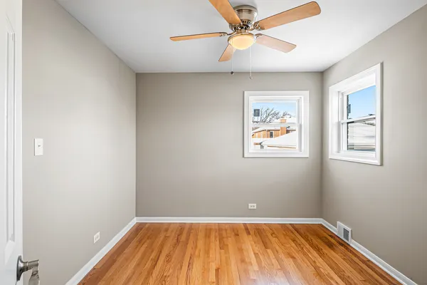 $489,900 | 9120 West 26th Place, Brookfield, IL 60513