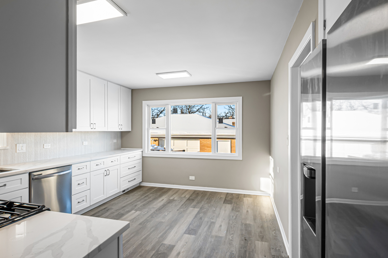 9120 West 26th Place Brookfield, IL 60513 - Photo 12 of 38