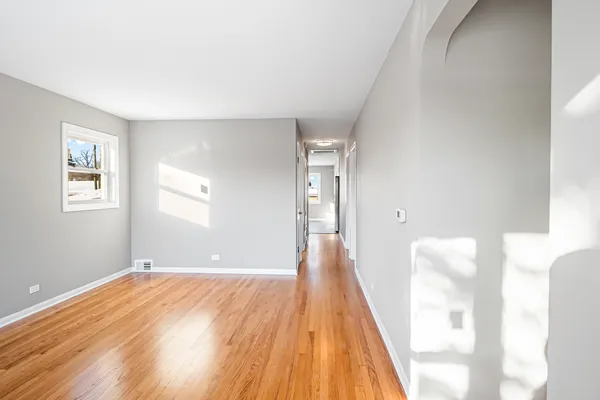 $489,900 | 9120 West 26th Place, Brookfield, IL 60513