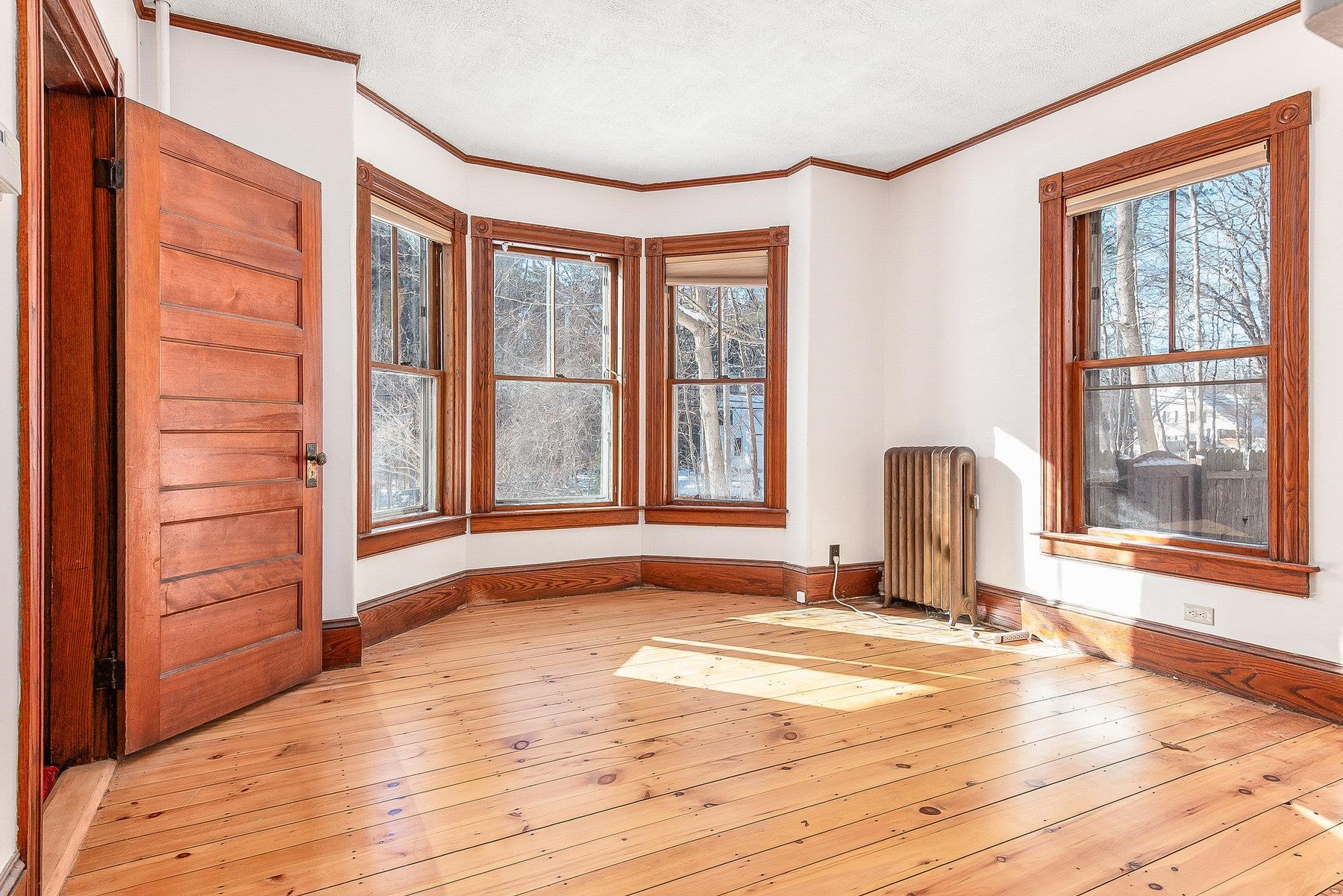 26 Hampton Road Exeter, NH 03833 - Photo 15 of 37