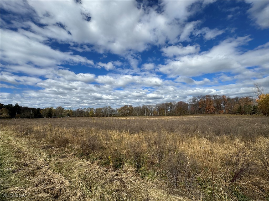 1 Chardon-Windsor Road Chardon, OH 44024 - Photo 14 of 18