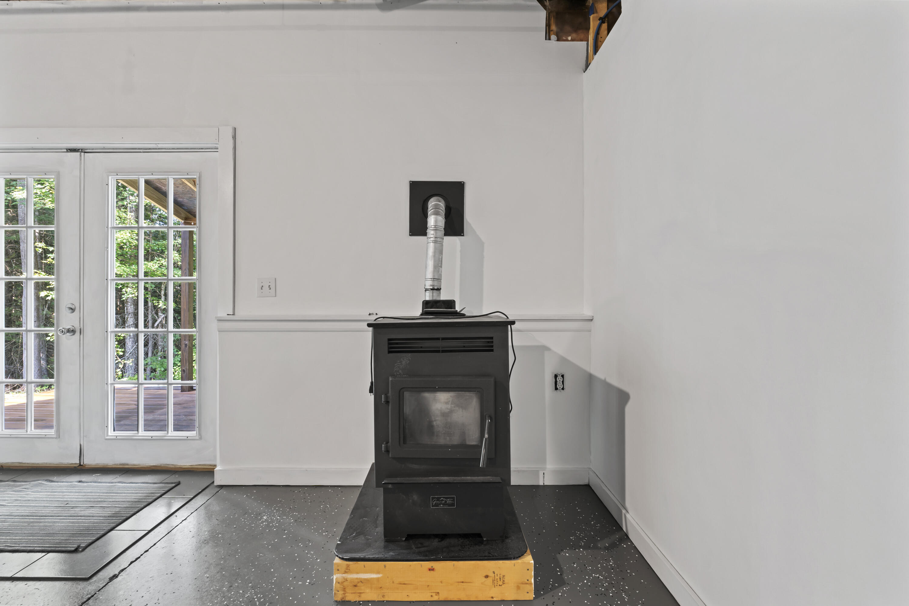 211 Rayville Road Otisfield, ME 04270 - Photo 31 of 45 211 Rayville Rd_136