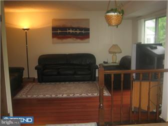 15 Ridgemount Drive Evesham, NJ 08053 - Photo 4 of 12 Family Room