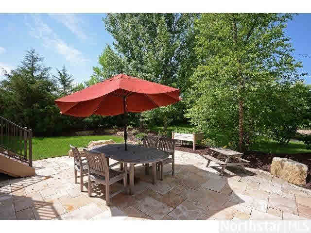 9817 Trails End Road Eden Prairie, MN 55347 - Photo 17 of 18 Gallery Image 17