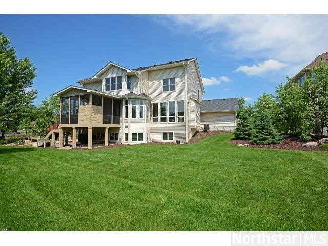 9817 Trails End Road Eden Prairie, MN 55347 - Photo 18 of 18 Gallery Image 18