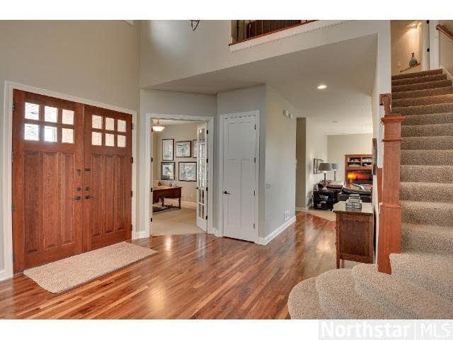 9817 Trails End Road Eden Prairie, MN 55347 - Photo 3 of 18 Gallery Image 3