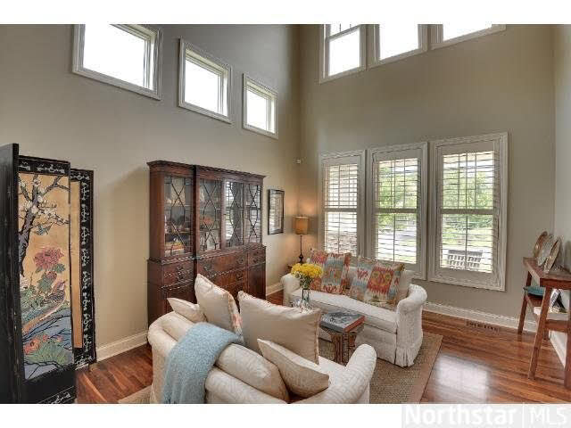 9817 Trails End Road Eden Prairie, MN 55347 - Photo 4 of 18 Gallery Image 4