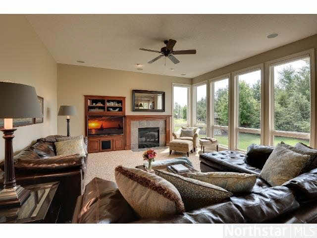 9817 Trails End Road Eden Prairie, MN 55347 - Photo 8 of 18 Gallery Image 8