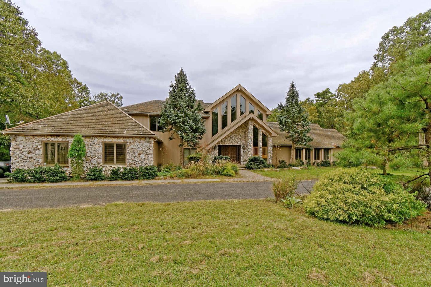 380 Fairview Road Medford, NJ 08055 - Photo 1 of 36