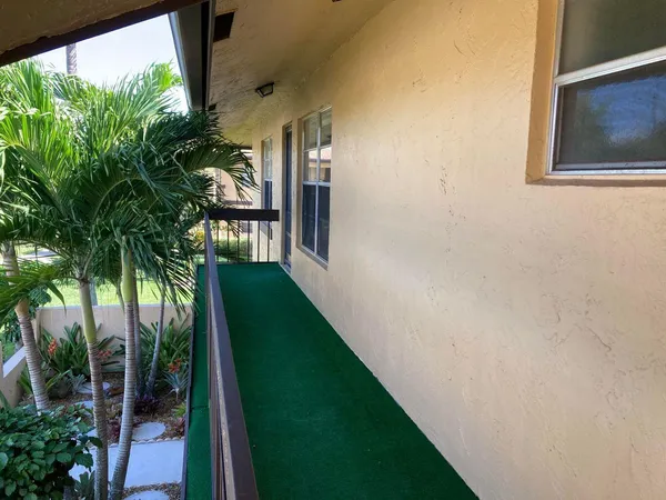 $1,900 | 13777 Via Aurora, Unit B, Delray Beach, FL 33484