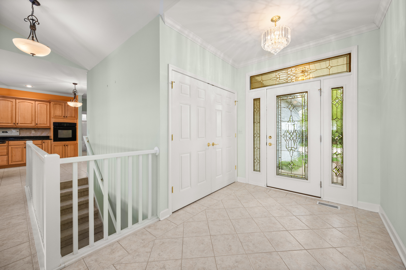 223 Quinlan Avenue DeKalb, IL 60115 - Photo 8 of 53