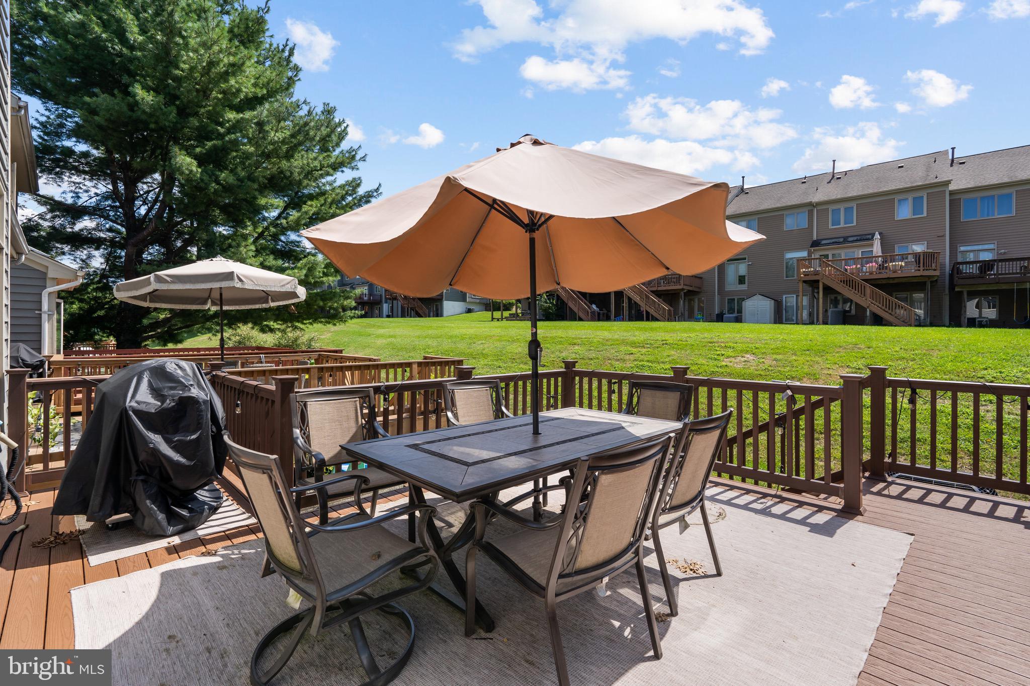 19 Stridesham Court Baltimore, MD 21209 - Photo 23 of 24 Back view