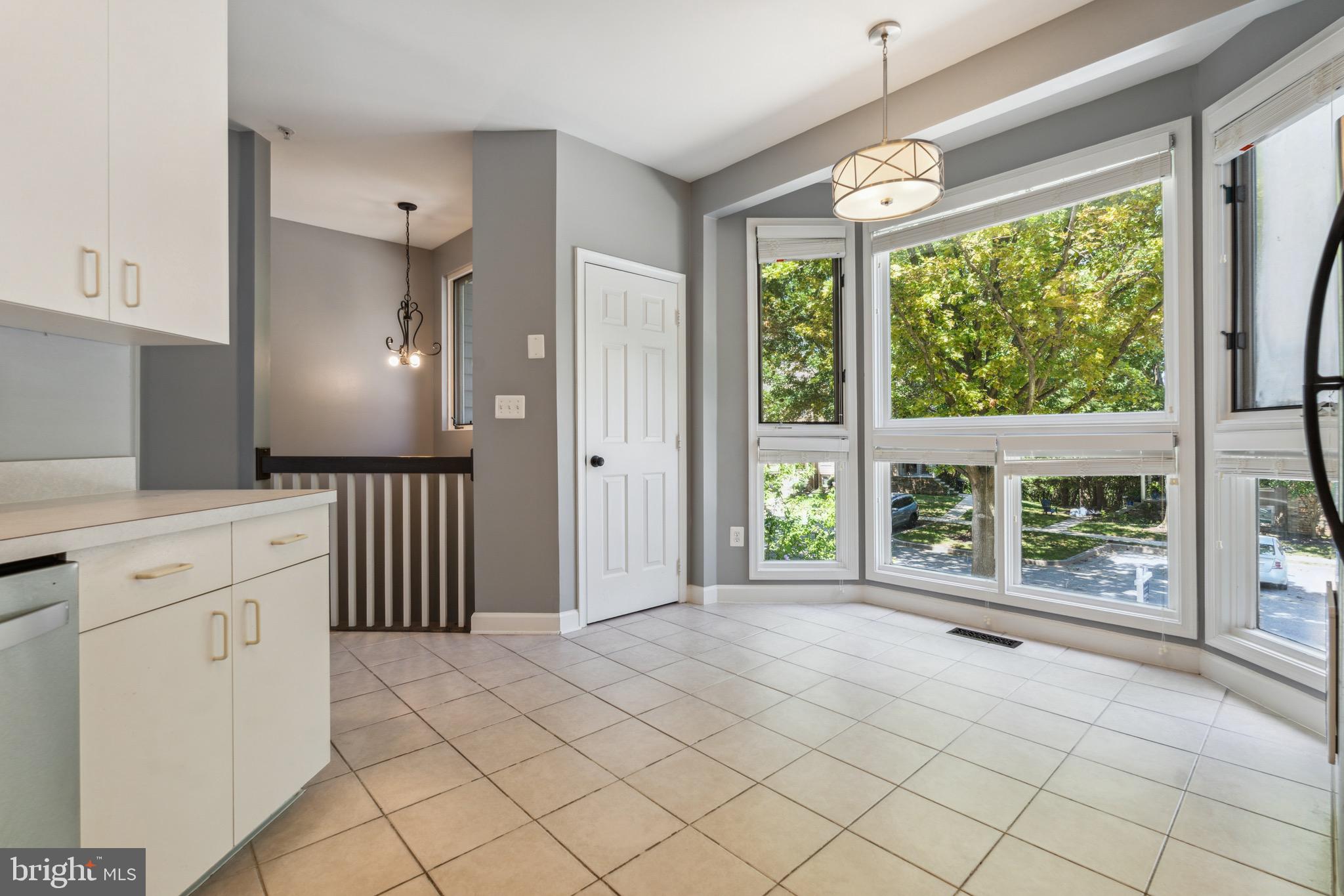19 Stridesham Court Baltimore, MD 21209 - Photo 8 of 24 Kitchen