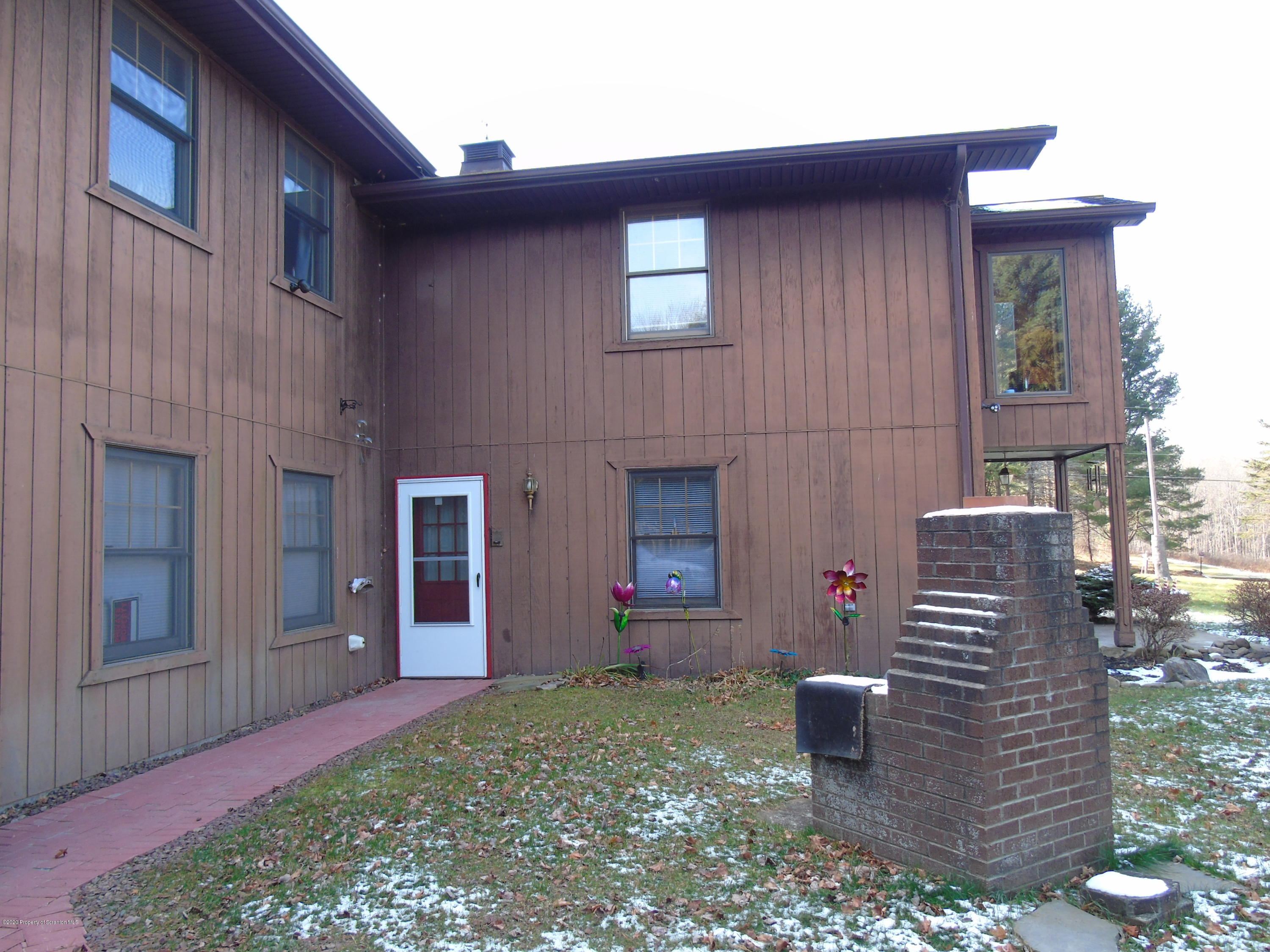 178-180 T Rte 318 Moscow, PA 18444 - Photo 18 of 30 Gallery Image 18