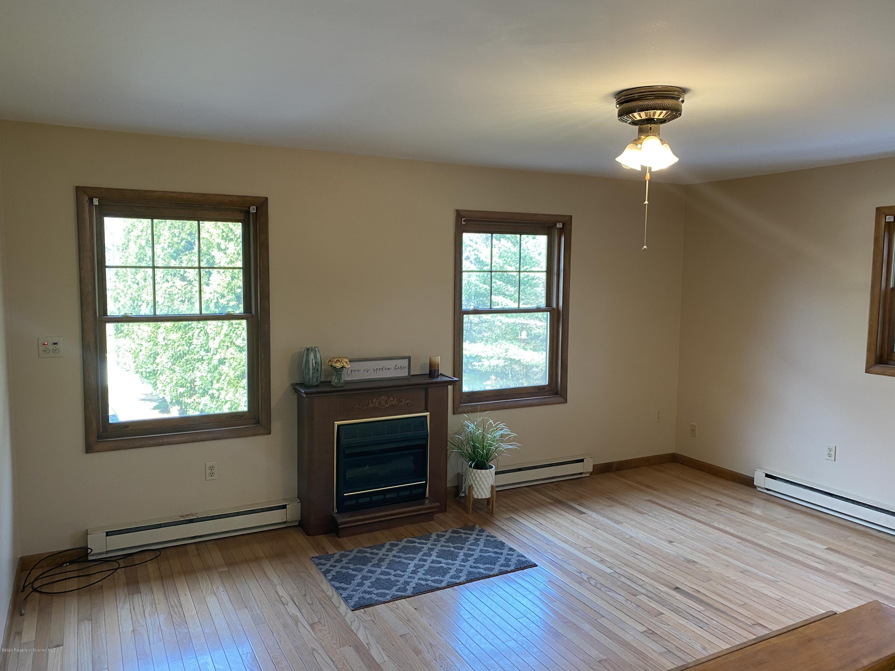 178-180 T Rte 318 Moscow, PA 18444 - Photo 8 of 30 Gallery Image 8