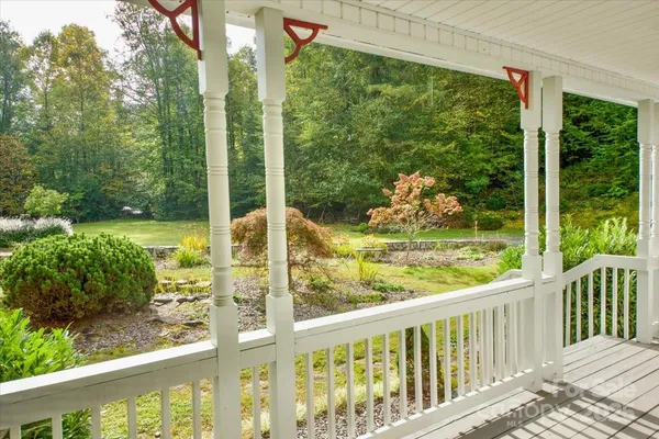 $849,000 | 5580 Greenville Highway, Brevard, NC 28712