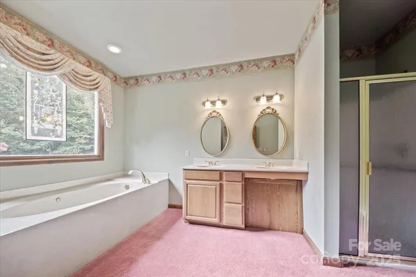 $849,000 | 5580 Greenville Highway, Brevard, NC 28712