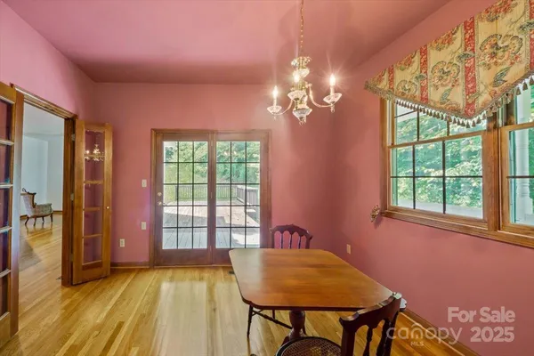 $849,000 | 5580 Greenville Highway, Brevard, NC 28712