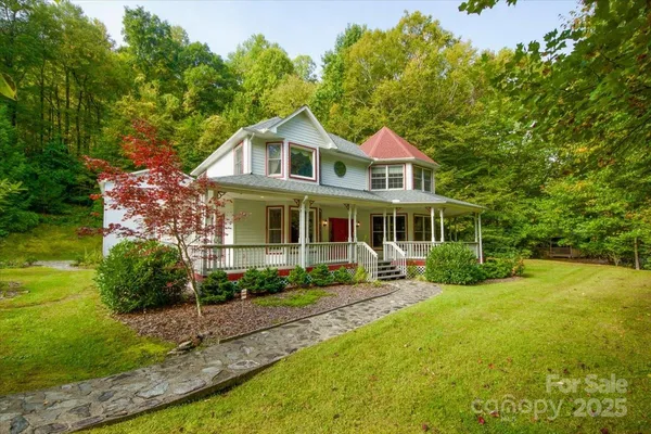 $849,000 | 5580 Greenville Highway, Brevard, NC 28712