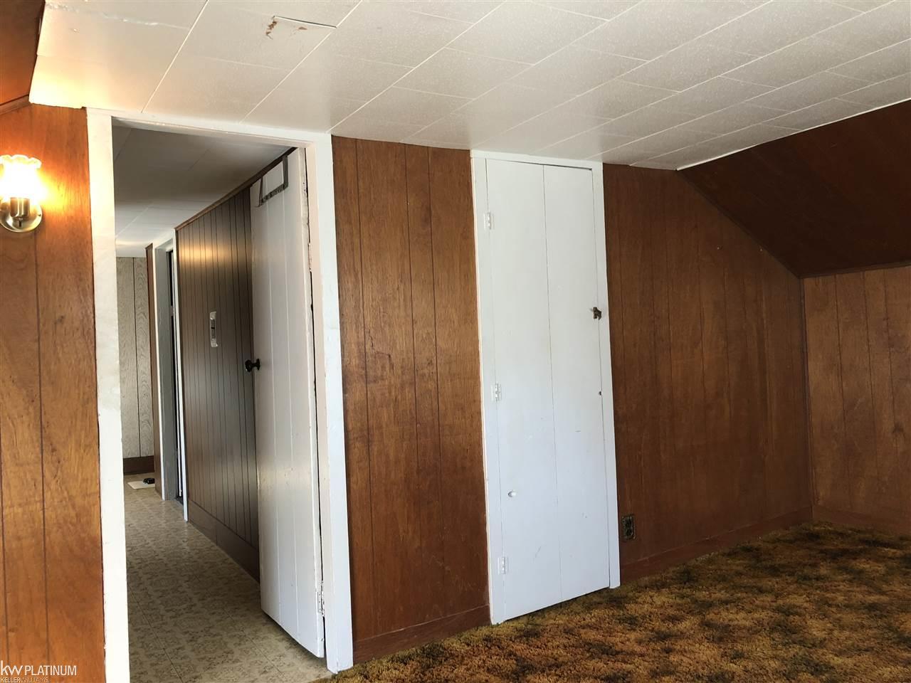 12607 Collins Road Yale, MI 48097 - Photo 19 of 37 31351690-19.JPG