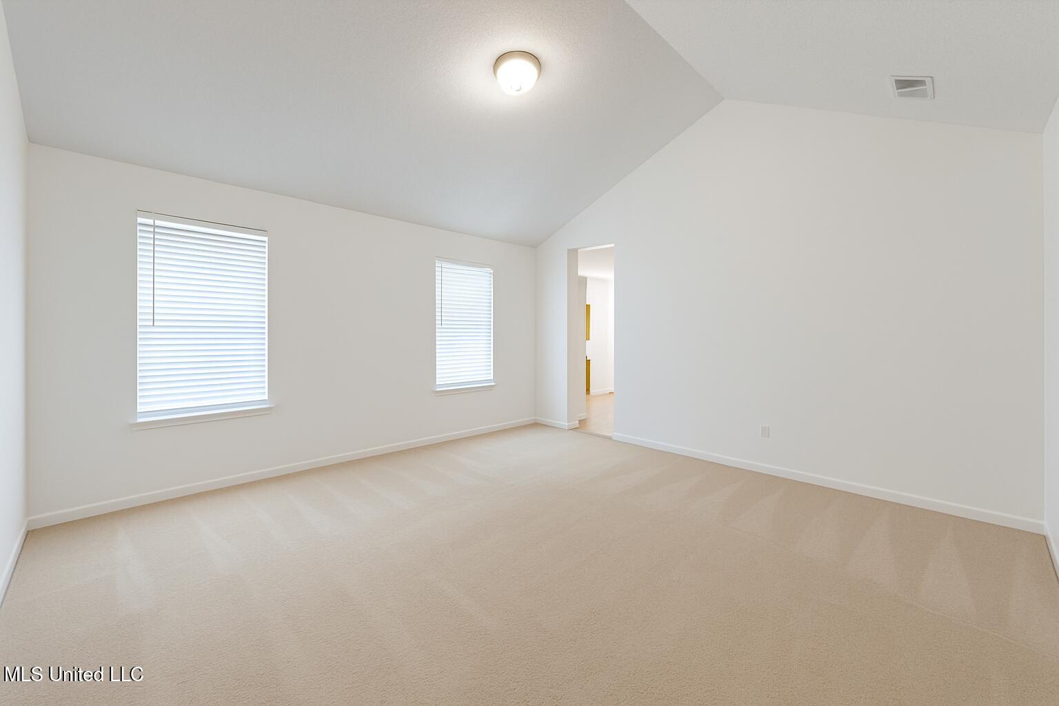 70 Yarbrough Loop Holly Springs, MS 38635 - Photo 4 of 17 D3CF9541-F174-4E07-B6FE-B45CE72A593E