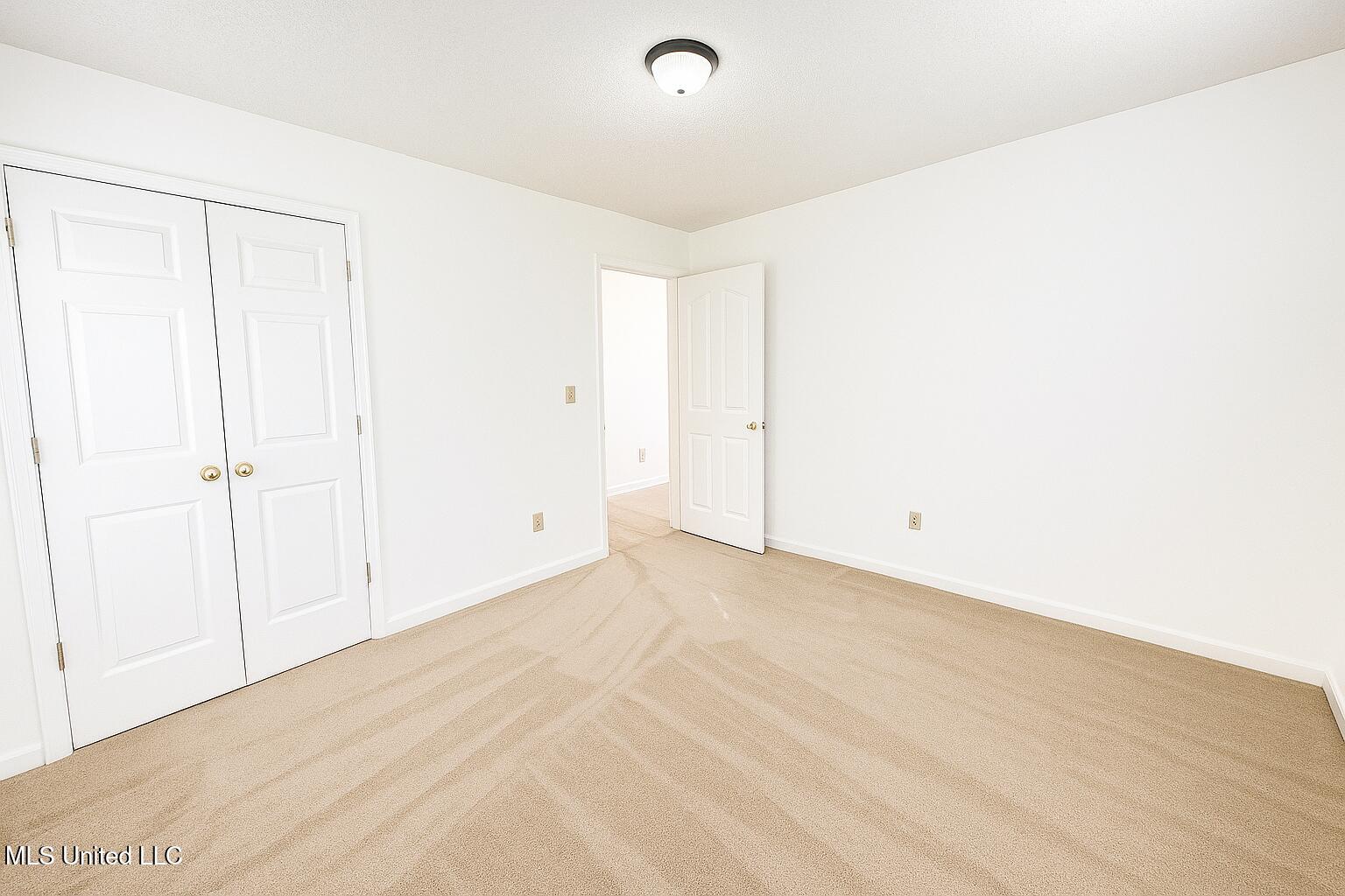 70 Yarbrough Loop Holly Springs, MS 38635 - Photo 9 of 17 1AE80440-9DC4-45D5-BAE9-DC40838EAA5E