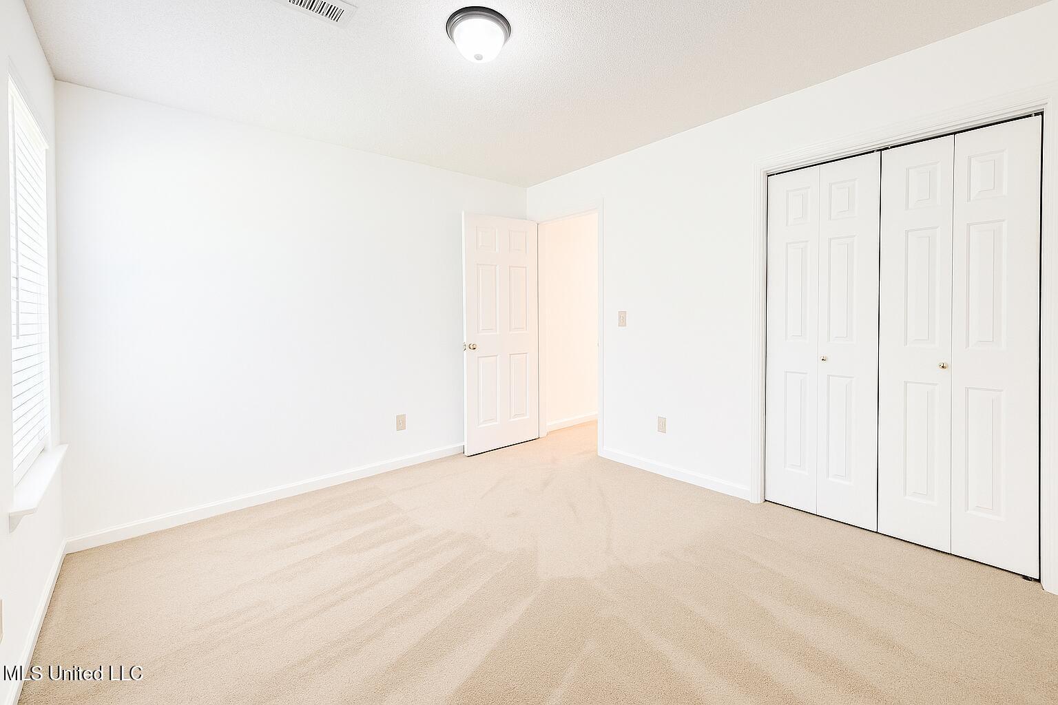 70 Yarbrough Loop Holly Springs, MS 38635 - Photo 10 of 17 A100CAEF-53CE-4BF7-BFDC-E4A07D2BE9F6 2