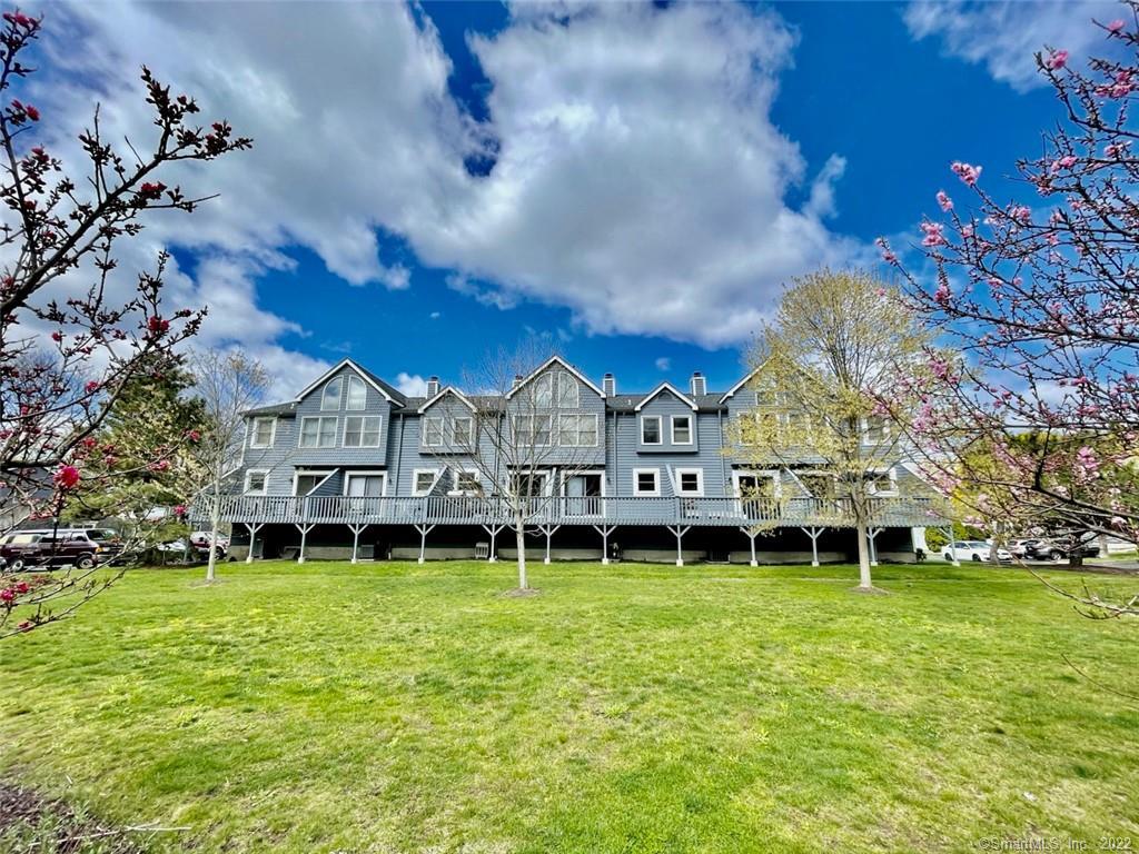59 Fawn Ridge Lane, Unit 59 Wilton, CT 06897 - Photo 1 of 1