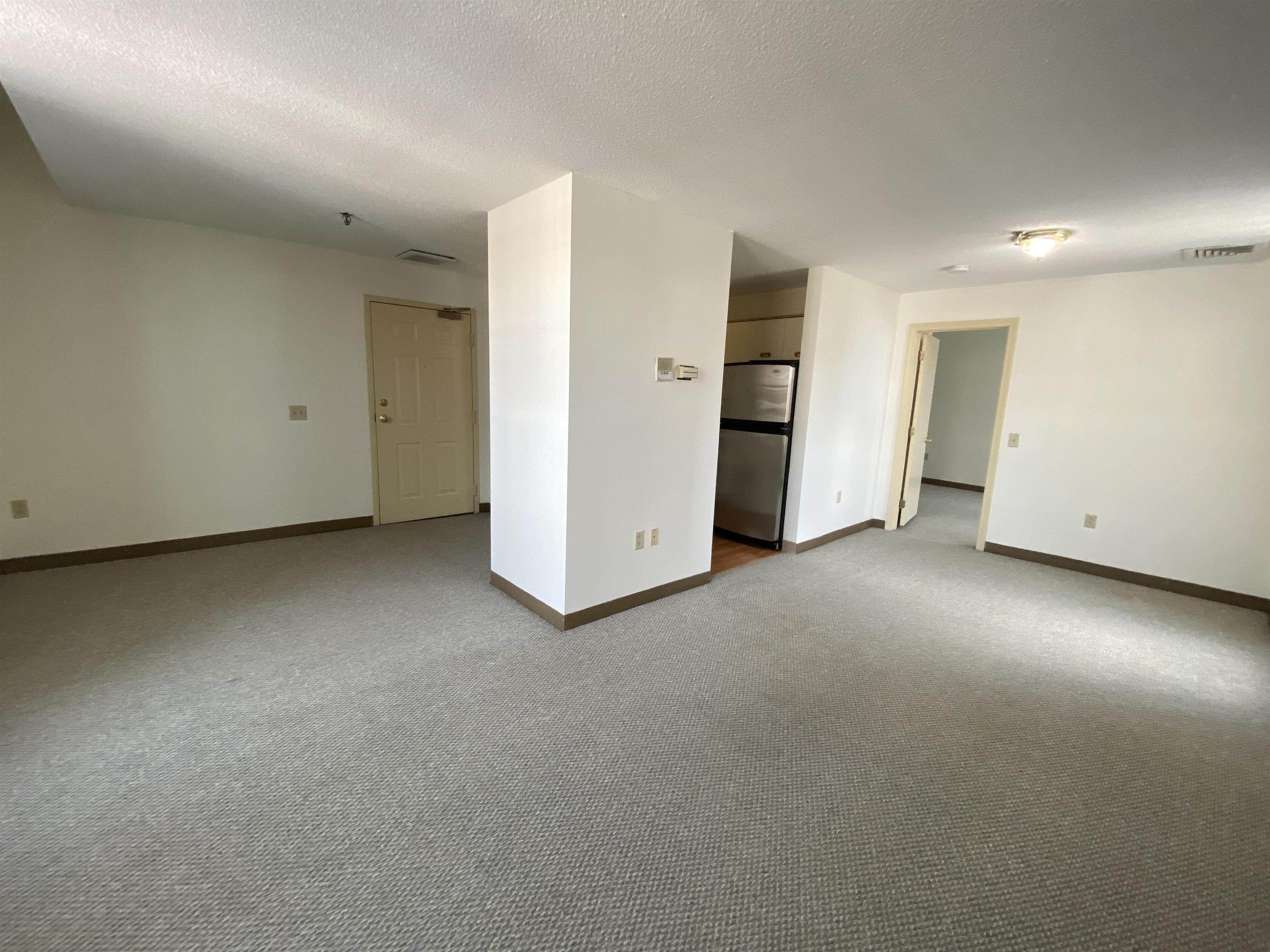 30 Hanover Street, Unit 303 Manchester, NH 03101 - Photo 18 of 43