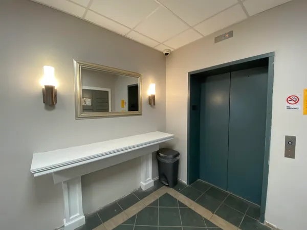 $1,613 | 30 Hanover Street, Unit 303, Manchester, NH 03101