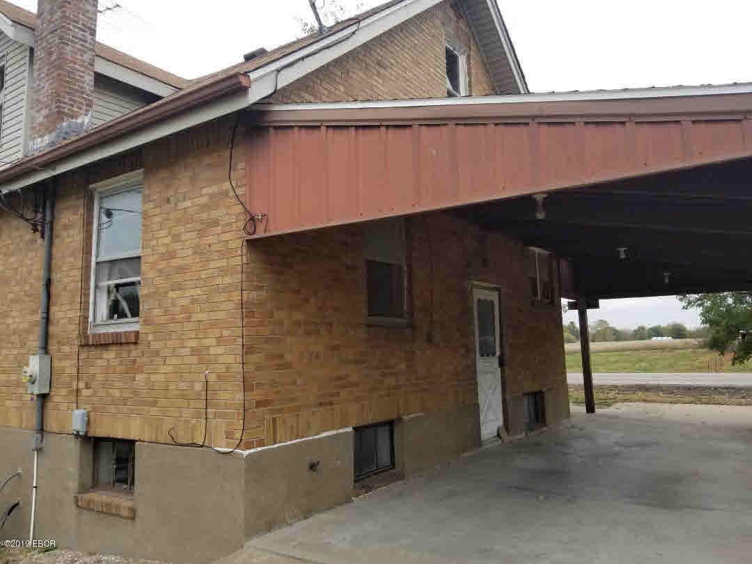 1041 State Rte 4 Willisville, IL 62272 - Photo 8 of 22