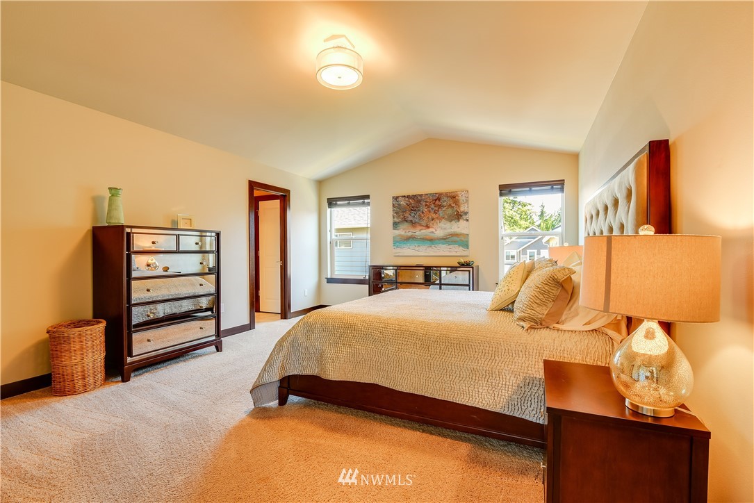 19411 Meridian Place West Bothell, WA 98012 - Photo 13 of 24
