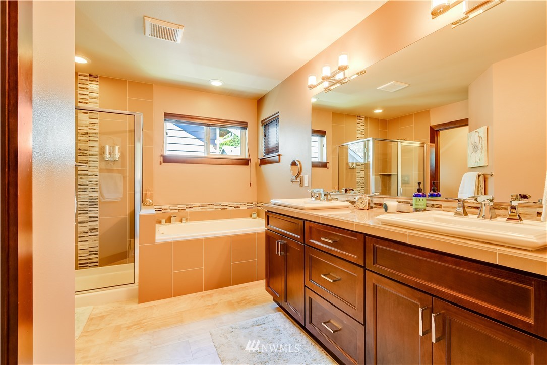 19411 Meridian Place West Bothell, WA 98012 - Photo 14 of 24