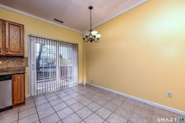 $469,900 | 625 Evers Street, Bridgeport, CT 06610