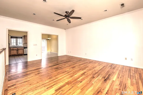 $469,900 | 625 Evers Street, Bridgeport, CT 06610