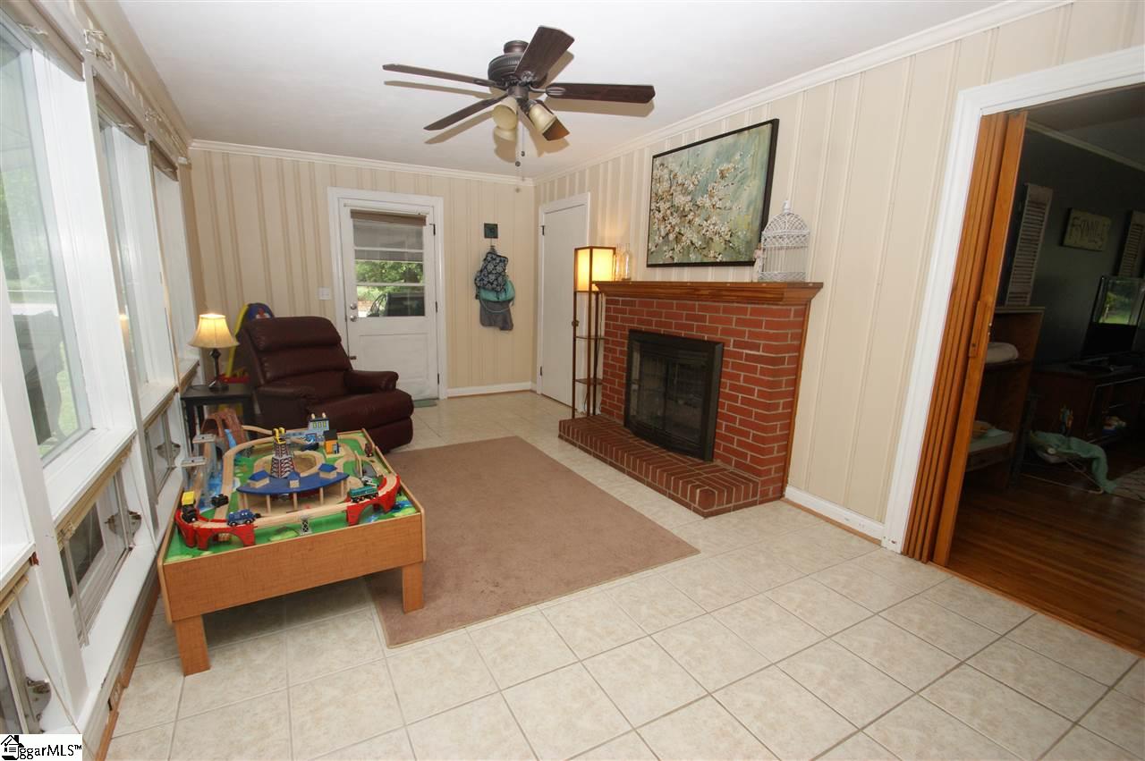 121 Weathers Circle Fountain Inn, SC 29644 - Photo 5 of 19