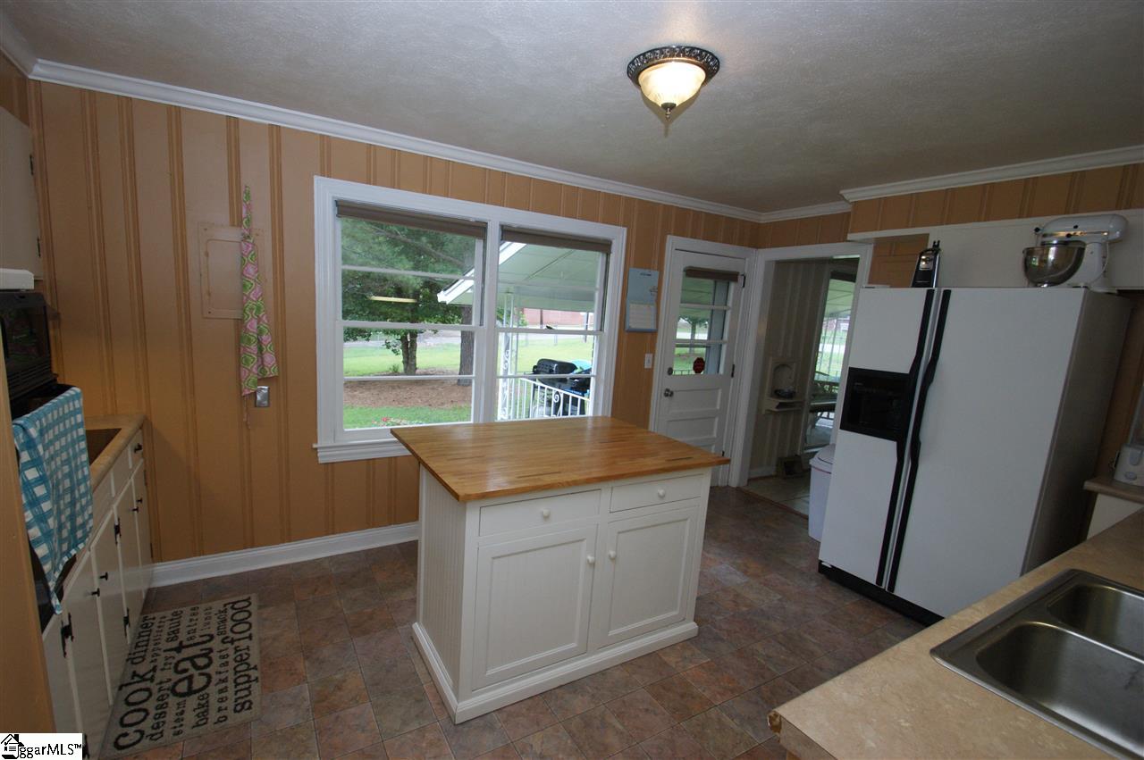 121 Weathers Circle Fountain Inn, SC 29644 - Photo 8 of 19