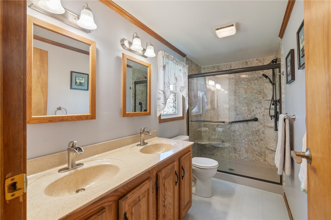 7 Forest Brook Road Schroeppel, NY 13135 - Photo 20 of 33